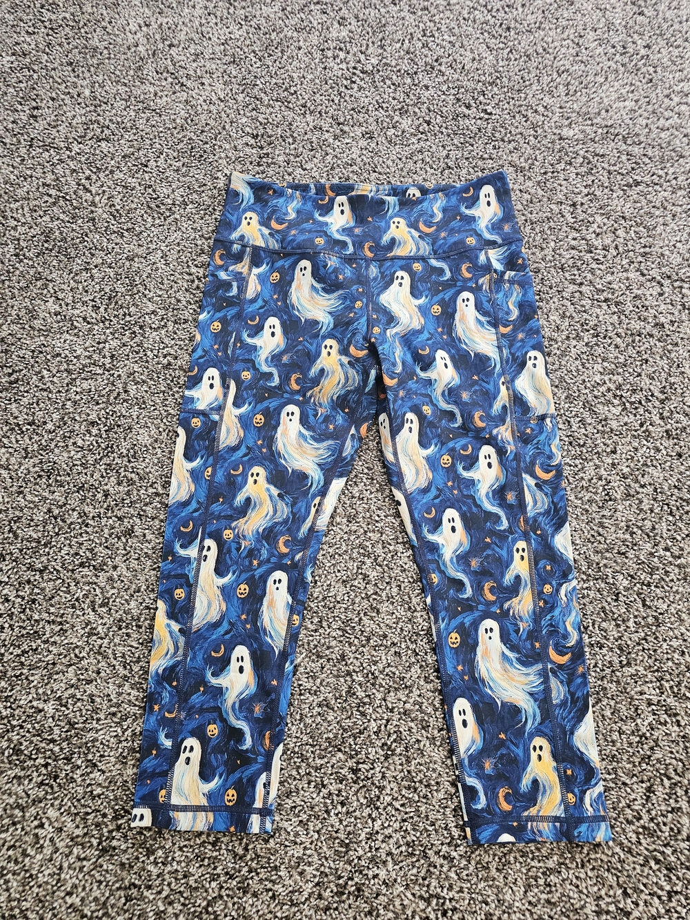 CVG - Starry Fright Medium Capri Leggings